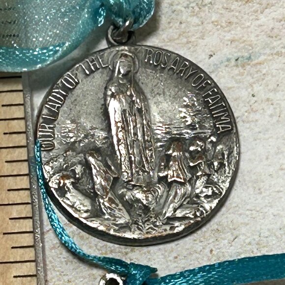 Vintage Catholic Medals Lot Sacred Heart Jesus Mary of Saint Euphrasia Fatima - Picture 5 of 12